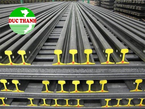 Thép ray P15 đúng tiêu chuẩn, mác thép SS400, CT3, Q235, có đầy đủ chứng chỉ xuất xứ, chứng chỉ chất lượng của nhà sản xuất.